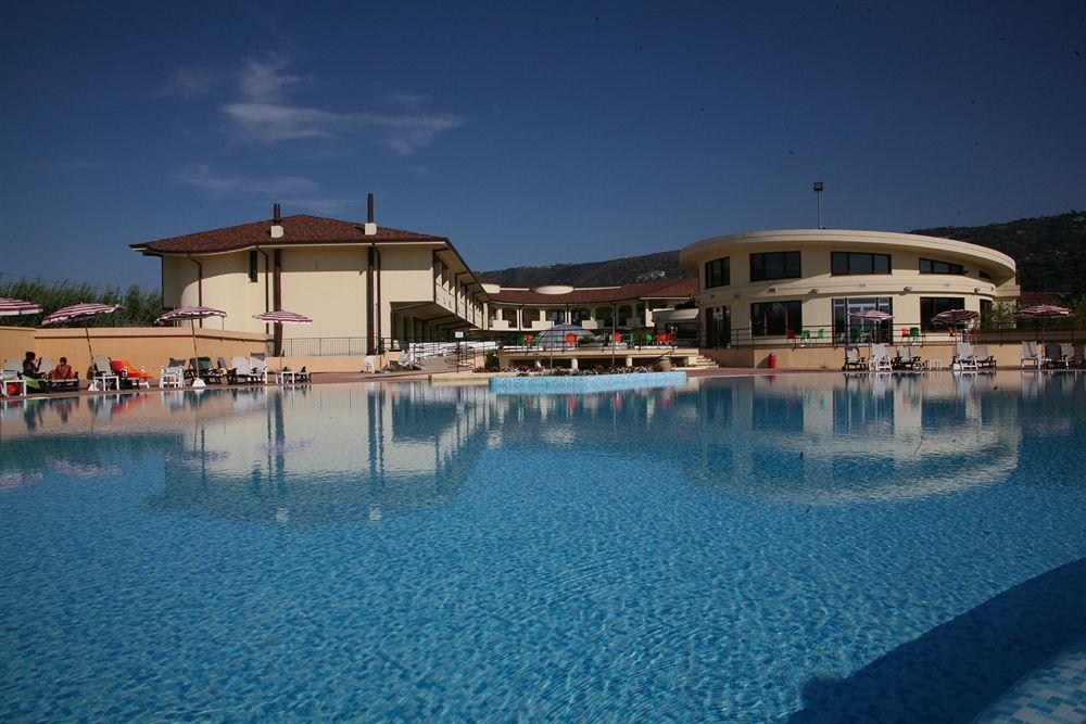 Hotel Resort Lido Degli Aranci Vibo Valentia Buitenkant foto
