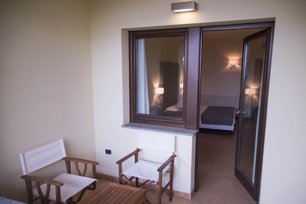 Hotel Resort Lido Degli Aranci Vibo Valentia Buitenkant foto