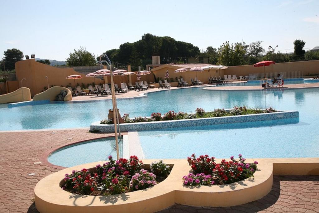 Hotel Resort Lido Degli Aranci Vibo Valentia Buitenkant foto