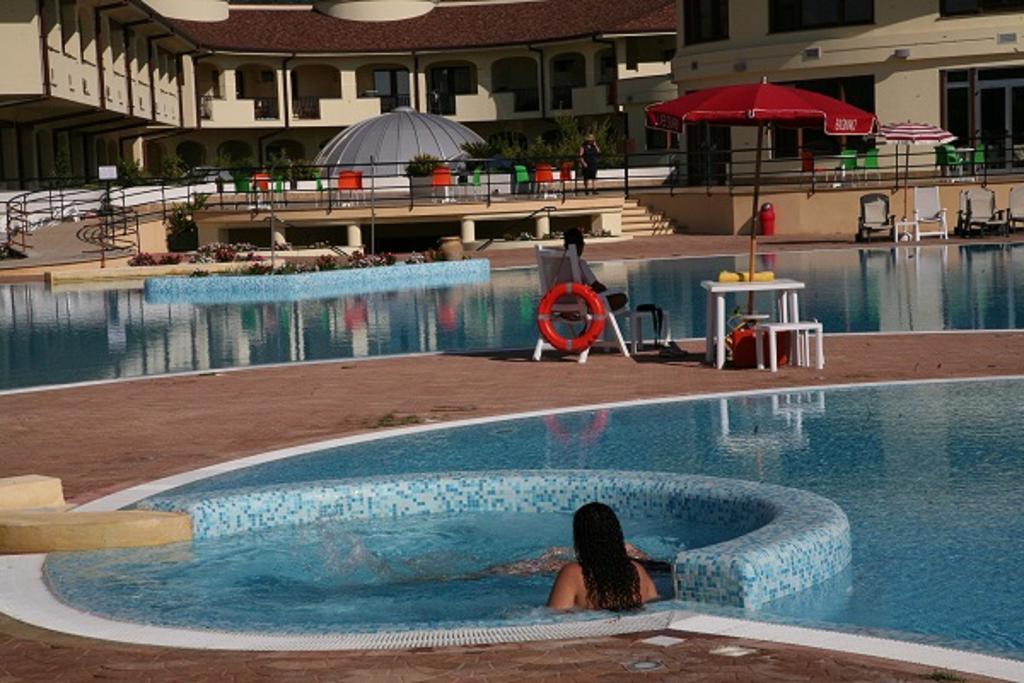 Hotel Resort Lido Degli Aranci Vibo Valentia Buitenkant foto