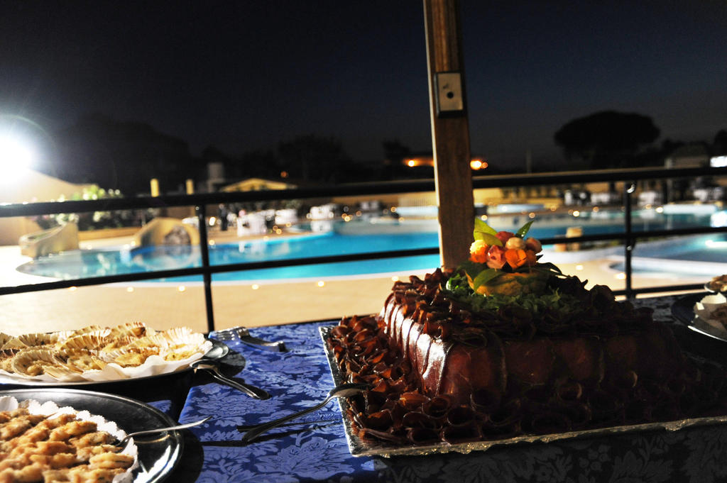 Hotel Resort Lido Degli Aranci Vibo Valentia Buitenkant foto